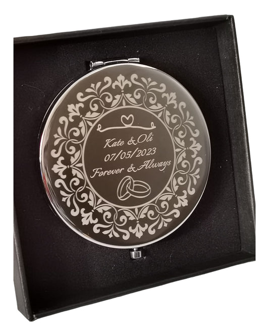 Personalised compact mirror Engraved with any message of your choice